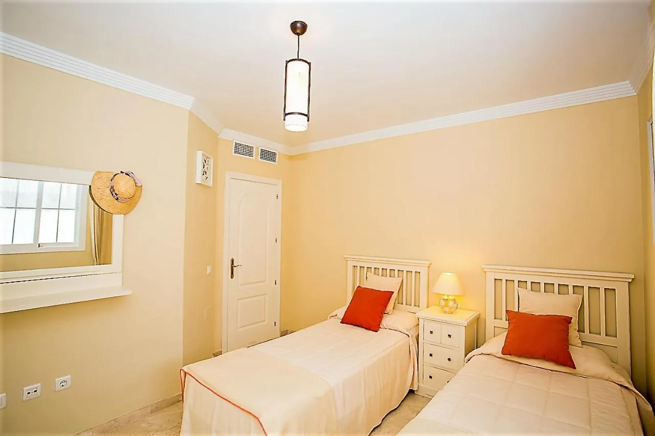 R5 Penthouse In Elviria Apartment Marbella