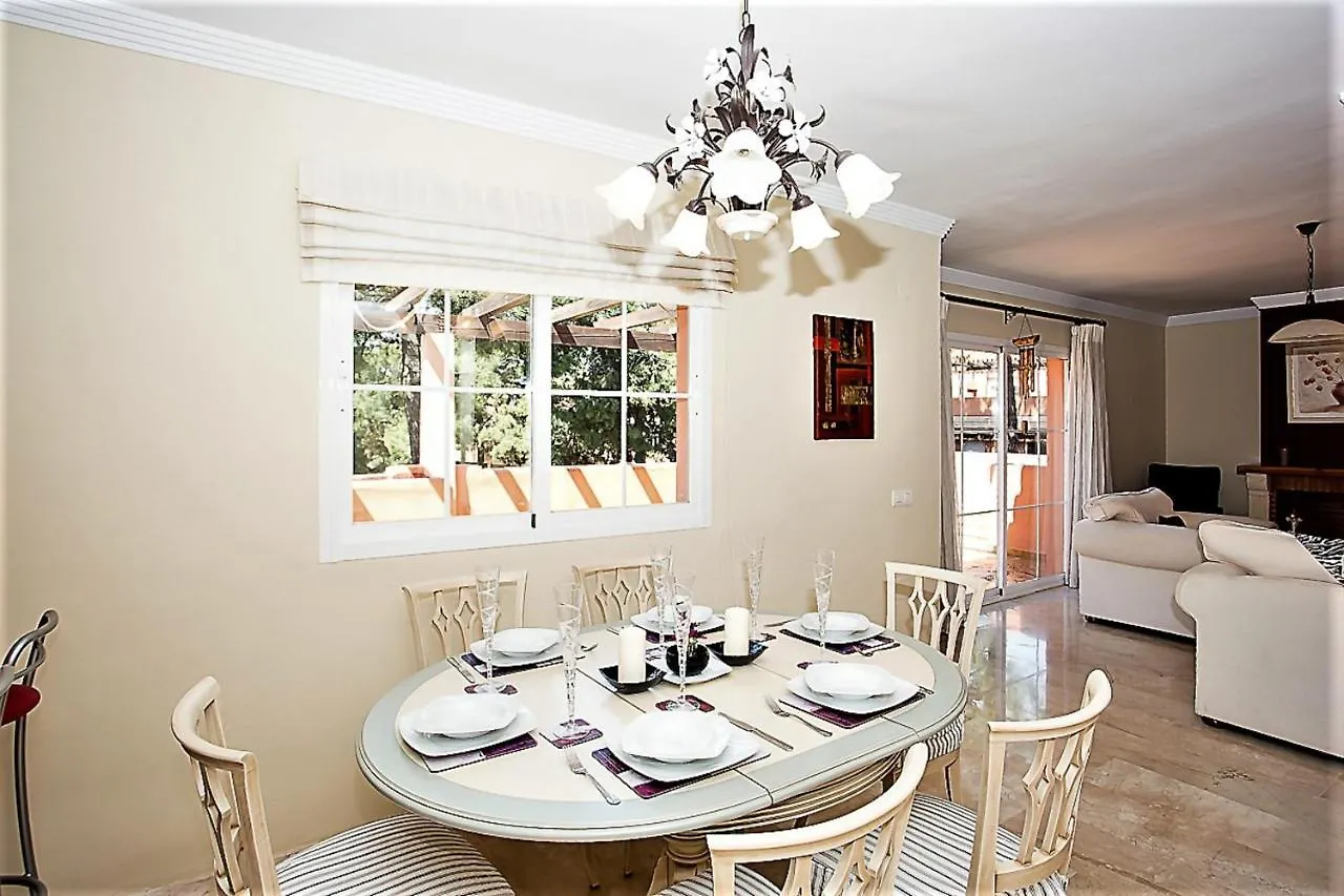 R5 Penthouse In Elviria Apartment Marbella